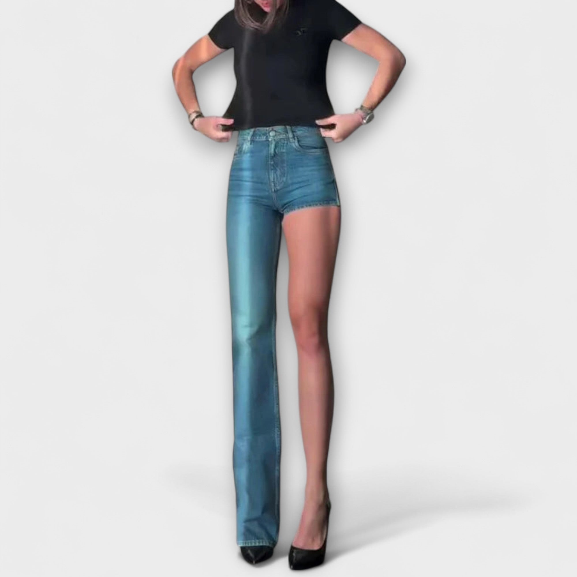 Astra - Trendiga asymmetriska jeansshorts med en axelrem