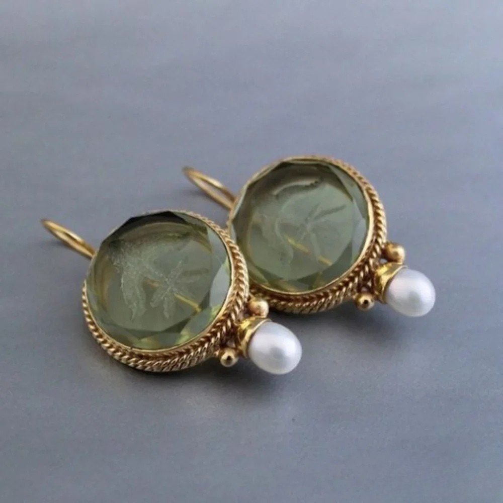 Boucles d'oreilles vintage rondes en pierre verte