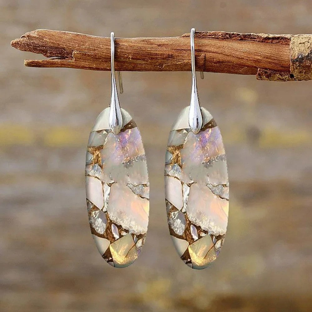 Boucles d'oreilles ovales vintage en pierre fabriquées à partir de matériaux naturels